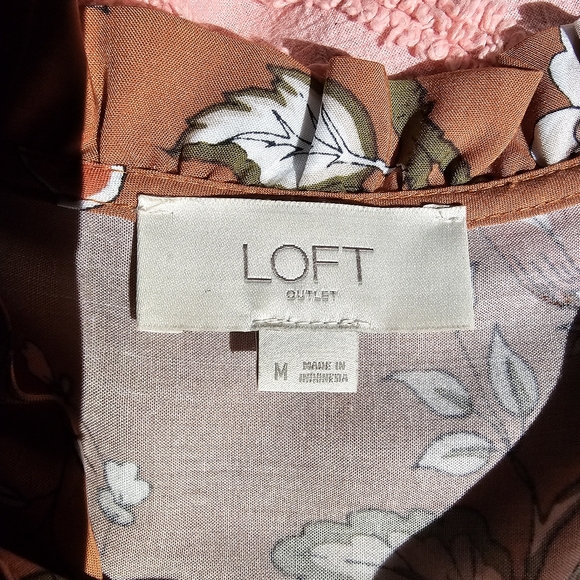 Loft Rust Floral Top M - Picture 9 of 12